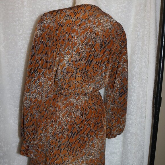 Esley brown dress size small wrap style - Picture 5 of 8